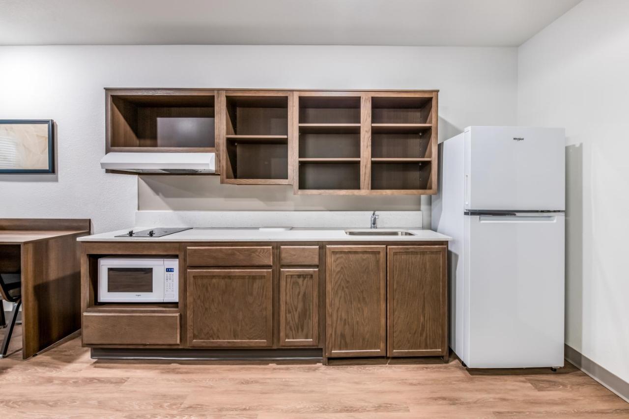 Woodspring Suites Tampa Airport North Veterans Expressway Exteriör bild