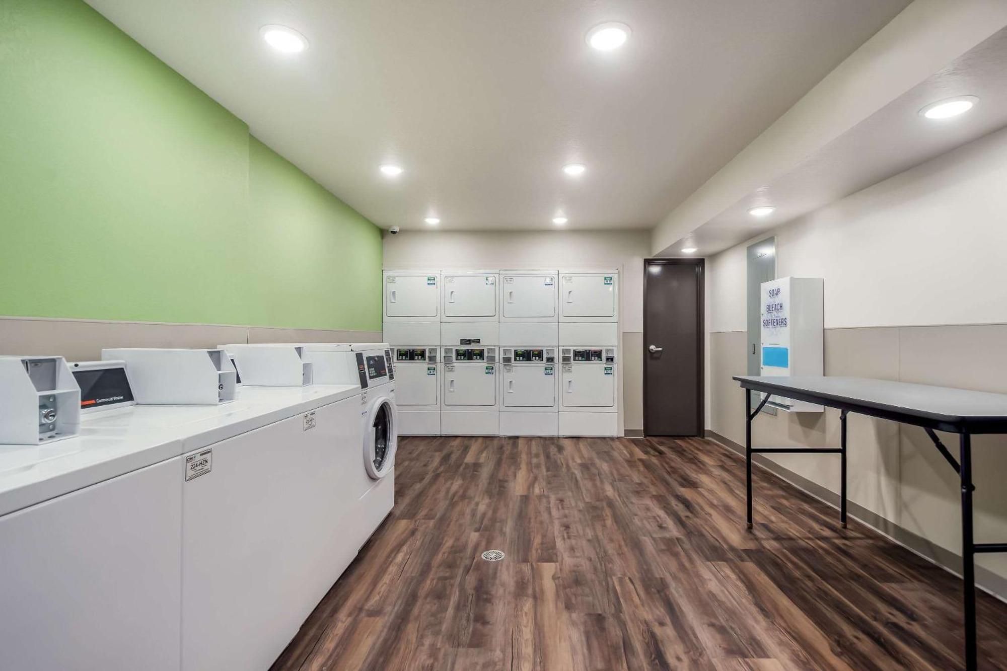 Woodspring Suites Tampa Airport North Veterans Expressway Exteriör bild